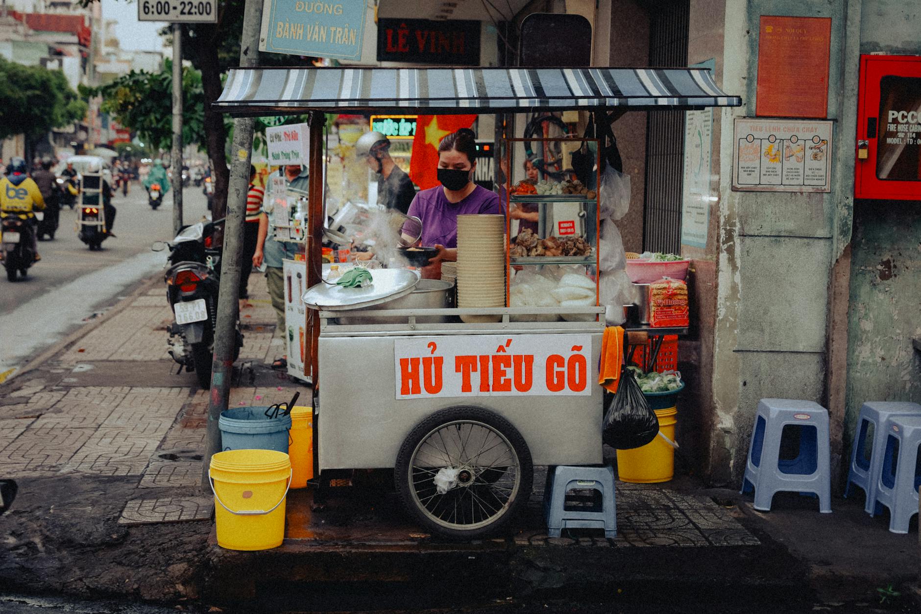 Ghi chú ngân sách giải trí trên điện thoại trước khi chơi ban đêm